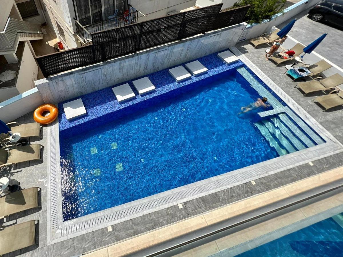 Sunny Blue Hotel Ayia Napa Exteriör bild