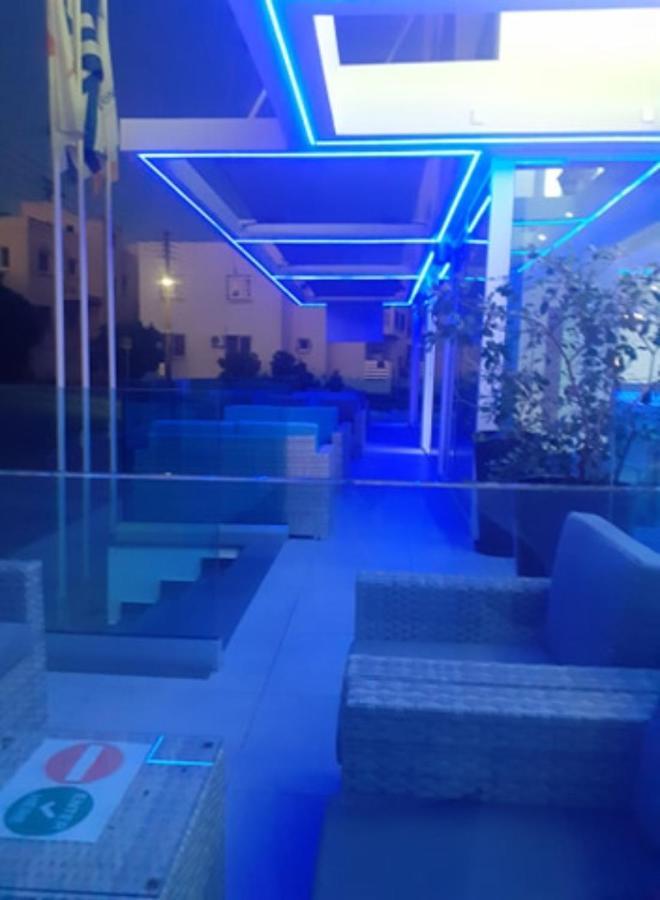 Sunny Blue Hotel Ayia Napa Exteriör bild